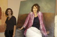 Rachel Ward at the 2003 Packing Room Prize with the winning portrait.
