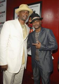 Damon Wayans and Damien Dante Wayans at the premiere of "Little Man."