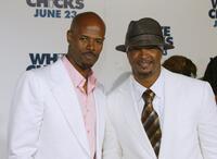 Keenen Ivory Wayans and Damon Wayans at the Village Theatre for the premiere of Revolution Studios and Columbia Pictures "White Chicks".