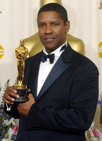 Denzel Washington at the 74th Academy Awards in Hollywood.
