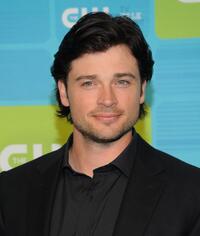 Tom Welling at the 2010 The CW Network UpFront.