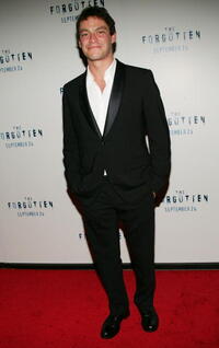 Dominic West at the world premiere of "The Forgotten."