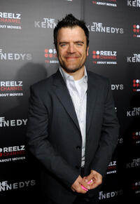 Kevin Weisman at the world premiere of "The Kennedys."