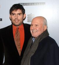 Chris Weitz and Michael Lynne at the premiere of "Golden Compass."