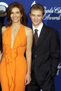 Mary Steenburgen and Michael Welch at the 30th Annual People's Choice Awards.
