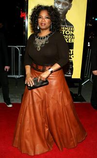 Oprah Winfrey arrives at the Los Angeles premiere of "The Great Debaters".