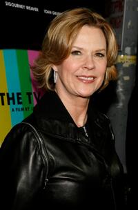 JoBeth Williams at the premiere of "The TV Set."
