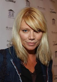 Peta Wilson at the Friendly House benefit opening of Sama Eyewear.