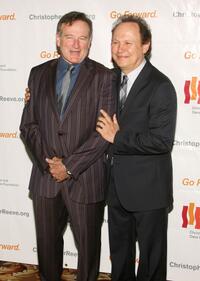 Robin Williams and Billy Crystal at the Christopher and Dana Reeve Third Annual Foundation Los Angeles Gala at the Century Plaza.