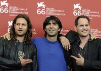 Adam Bousdoukos, Fatih Akin and Moritz Bleitbeu at the photocall of "Soul Kitchen" during the 66th Venice Film Festival.