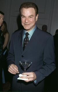 Robert Wuhl at the "A Night at Sardi's" to benefit the Alzheimer's Association of Los Angeles.