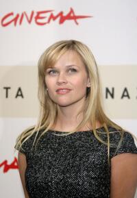 Reese Witherspoon at the photocall of "Rendition" during the 2nd Rome Film Festival.