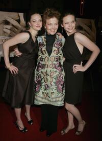 Amanda Seyfried, Grace Zabriskie and Daveigh Chase at the premiere of "Big Love."