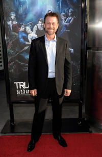 Grant Bowler at the Season 3 California premiere of "True Blood."