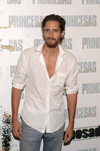 Juan Diego Botto at the Spanish premiere of "Princesas."