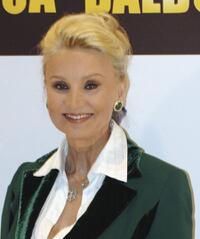 Barbara Bouchet at the Rome premiere of "Rocky Balboa."