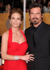 Diane Lane and Josh Brolin at the 15th Annual Screen Actors Guild Awards.