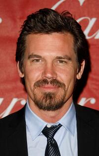 Josh Brolin at the 20th anniversary of the Palm Springs International Film Festival Awards gala.