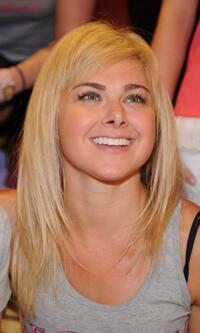 Laura Bell Bundy at the "Legally Blonde" pedicure party for fans.