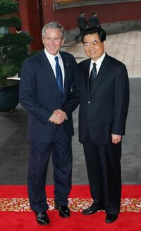 President George W. Bush and President Hu Jintao at the Beijing 2008 Olympic Games.