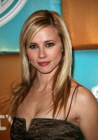 Linda Cardellini at the In Style Magazine and Warner Bros. Studios Golden Globe After Party.