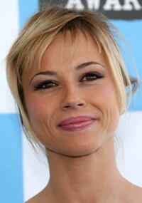 Linda Cardellini at the 22nd Annual Film Independent Spirit Awards 2007.