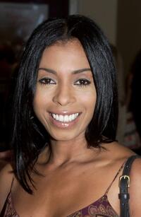 Khandi Alexander at the special preview performance of Sally Kellerman's one woman show "Hot Lips."