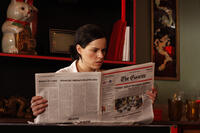 Emily Hampshire as Louise in ``Good Neighbors.''