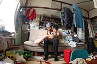 Hiroaki Aikawa and Taiji in ``Life in a Day.''