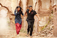 Kareena Kapoor as Divya Rana and Salman Khan as Lovely Singh in ``Bodyguard.''