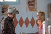 Jon Gries as Dick Wallrath and Elaine Hendrix as Patsy in ``Deep in the Heart.''