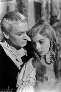 Laurence Olivier as Hamlet and Jean Simmons as Ophelia.