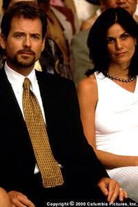 Greg Kinnear as Perry Gordon and Linda Fiorentino as Helen in "What Planet Are You From?"