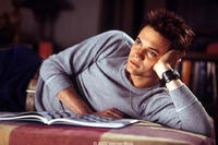 Shane West in Warner Bros. Pictures' inspirational coming-of-age love story "A Walk To Remember," also starring Mandy Moore.