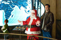 Paul Giamatti and Vince Vaughn in "Fred Claus."