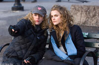 Director Kirsten Sheridan and Keri Russell on the set of "August Rush."