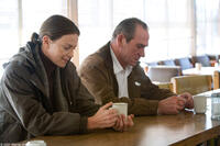 Charlize Theron and Tommy Lee Jones in "In the Valley of Elah."