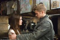 Rachel Bilson and Hayden Christensen in "Jumper."