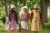 Madison Davenport, Abigail Breslin and Brieanne Jansen in "Kit Kittredge: An American Girl."