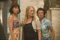 Tanya Chesham-Leigh (CHRISTINE BARANSKI), Donna Sheridan (MERYL STREEP) and Rosie Rice (JULIE WALTERS) in "Mamma Mia!"