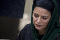 Shohreh Aghdashloo as Zahra in "The Stoning of Soraya M."
