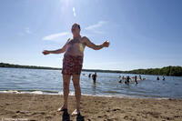 Richard Kind as Uncle Arthur in "A Serious Man."