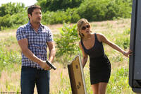 Gerard Butler as Milo and Jennifer Aniston as Nicole in "The Bounty Hunter."