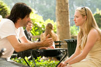 Director Gary Winick and Amanda Seyfried on the set of "Letters to Juliet."