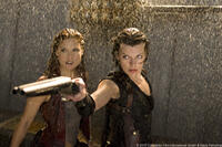 Ali Larter as Claire and Milla Jovovich as Alice in "Resident Evil: Afterlife."