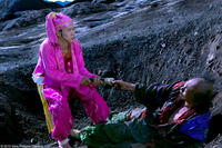 Xiao Shenyang as Li and Ni Dahong as Wang in "A Woman, a Gun and a Noodle Shop."
