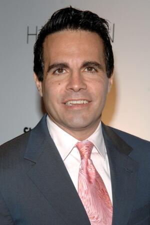 Mario Cantone