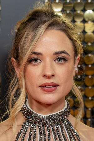 Raechelle Banno