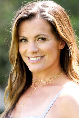 Melissa Claire Egan