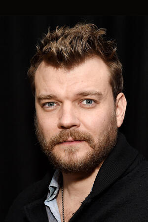 Pilou Asbæk